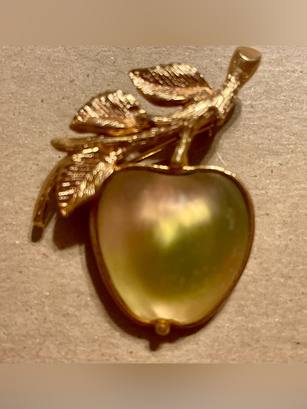 Vintage Sarah Coventry Gold-Tone Apple Brooch with Green-Gold Iridescent Center